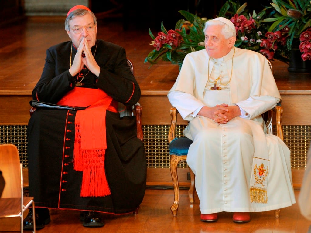 Cardeal George Pell e Papa Bento XVI (REUTERS/William West/Pool)
