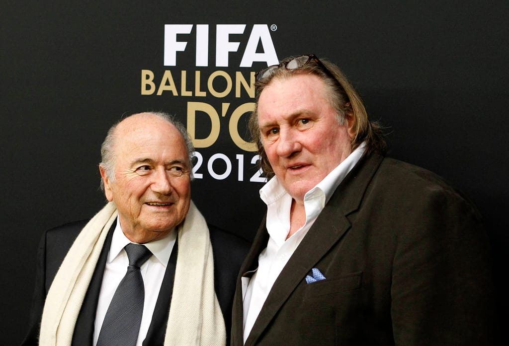 Sepp Blatter e  Gerard Depardieu - FIFA Bola de Ouro 2012 Foto: Reuters
