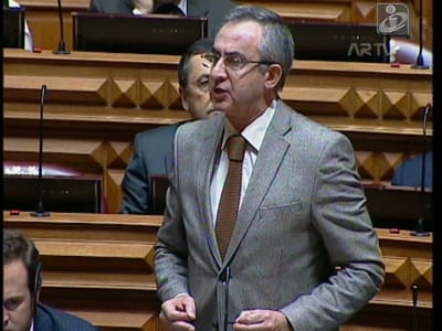 Autarcas do PSD «escondem com vergonha o nome do primeiro-ministro» - TVI
