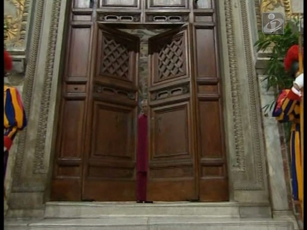 Capela Sistina fechada para início do conclave que vai eleger o sucessor de Bento XVI