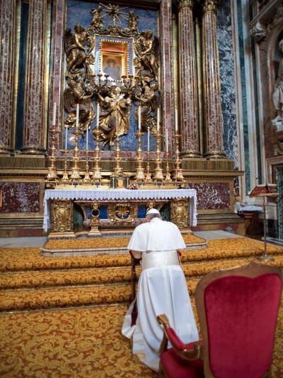 Vaticano rejeita acusações «caluniosas» ao novo Papa - TVI