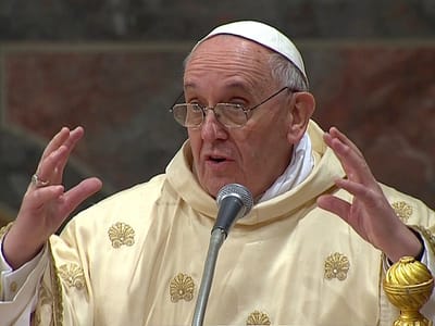 Papa Francisco diz que Igreja não pode ser «uma ONG piedosa» - TVI