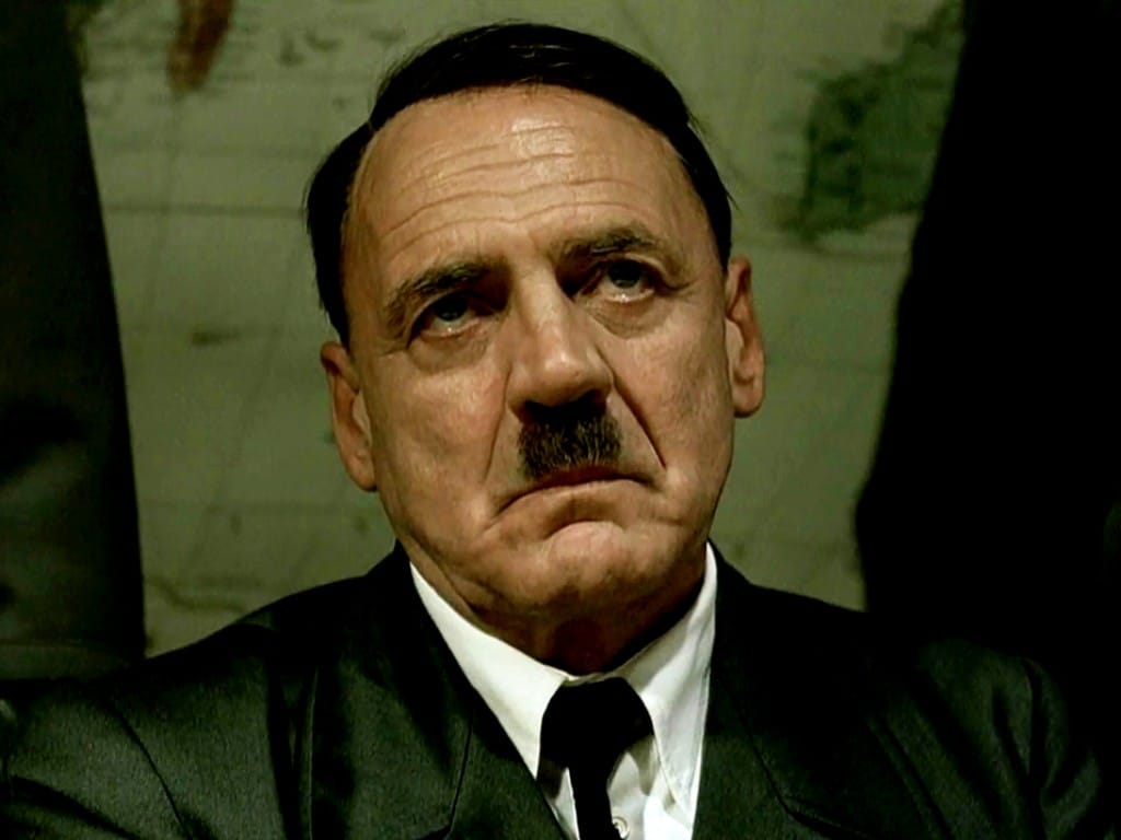 Bruno Ganz como Hitler no filme «A Queda»
