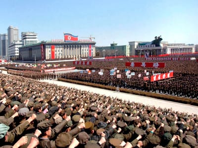 Coreia do Norte aprova ataque militar «impiedoso» aos EUA - TVI