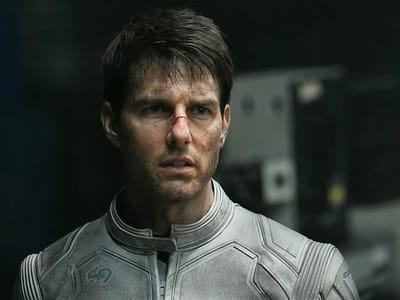 «Esquecido»: Tom Cruise explora um planeta Terra abandonado - TVI