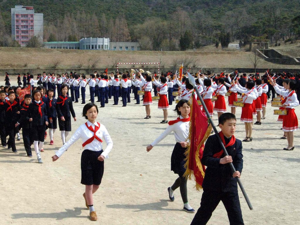 Coreia do Norte celebra aniversário de fundador (Reuters)