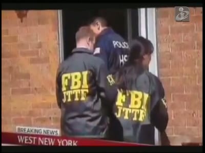 Agente do FBI salta portão (mas não era preciso) - TVI