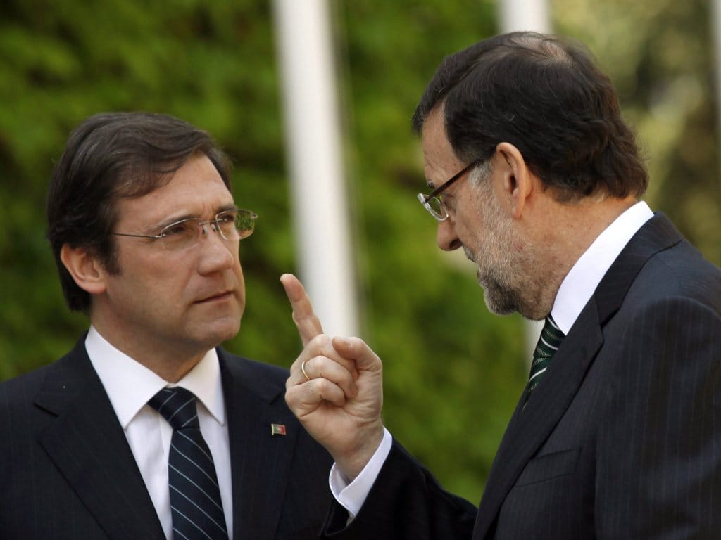 Passos Coelho e Mariano Rajoy, em Madrid (Sergio Barrenechea/Efe/Lusa)