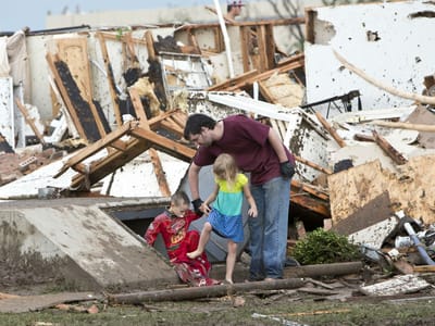Tornado: continuam as buscas por sobreviventes - TVI