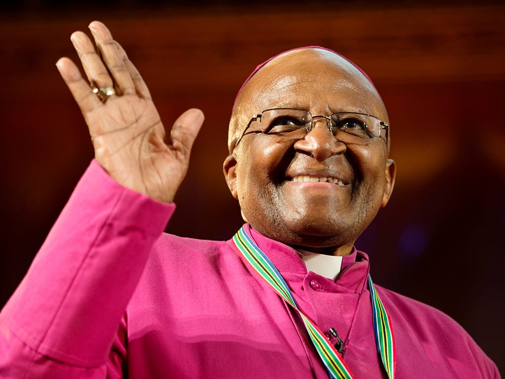 Desmond Tutu, um bispo de dança (Reuters)