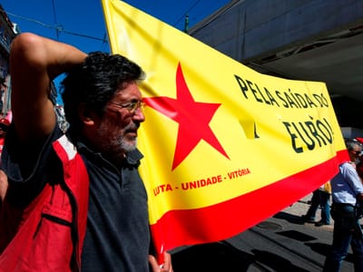 Lisboa e Almada declaram-se incompetente para condicionar manif - TVI