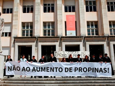Coimbra quer romper com movimento associativo nacional - TVI