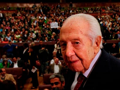 Soares faz 90 anos: uma figura que se confunde com a democracia - TVI