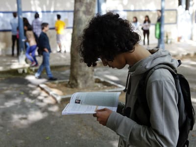 Exames: alunos boicotaram provas em Aveiro - TVI