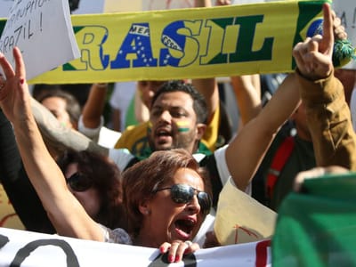 Centenas no Porto em solidariedade com manifestantes brasileiros - TVI