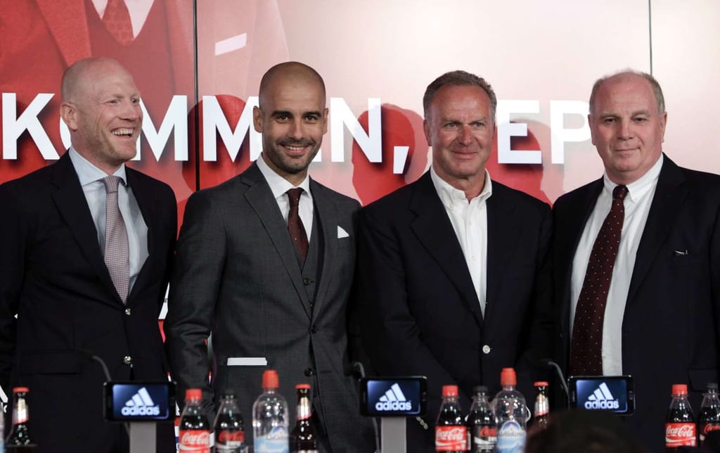 Guardiola apresentado em Munique (Michaela Rehle/Reuters)