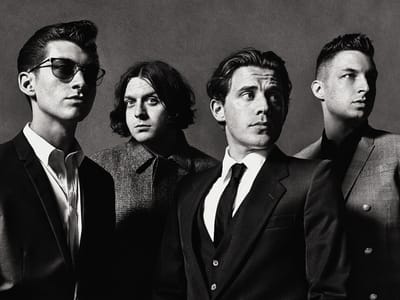 Arctic Monkeys desvendam nova canção - TVI
