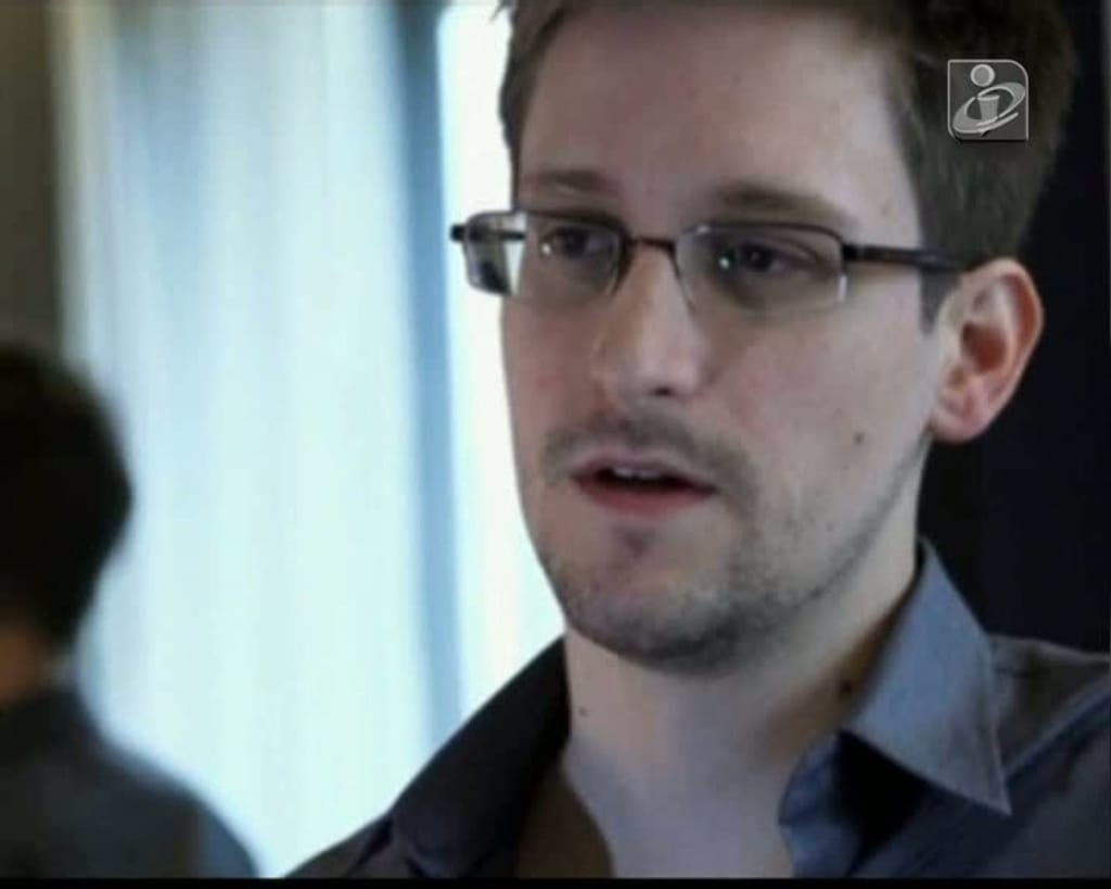 Snowden ainda não decidiu para onde vai