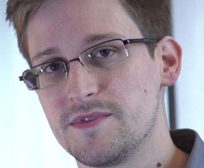 Edward Snowden não se arrepende do que fez - TVI