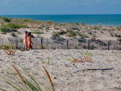 Há mais uma praia para naturistas em Portugal - TVI