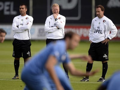 Van Bronckhorst vai ser promovido a treinador principal do Feyenoord - TVI