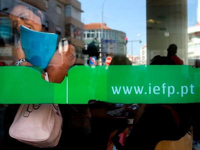 IEFP diz que funcionárias  a "falsos recibos verdes" não reúnem condições para contrato - TVI