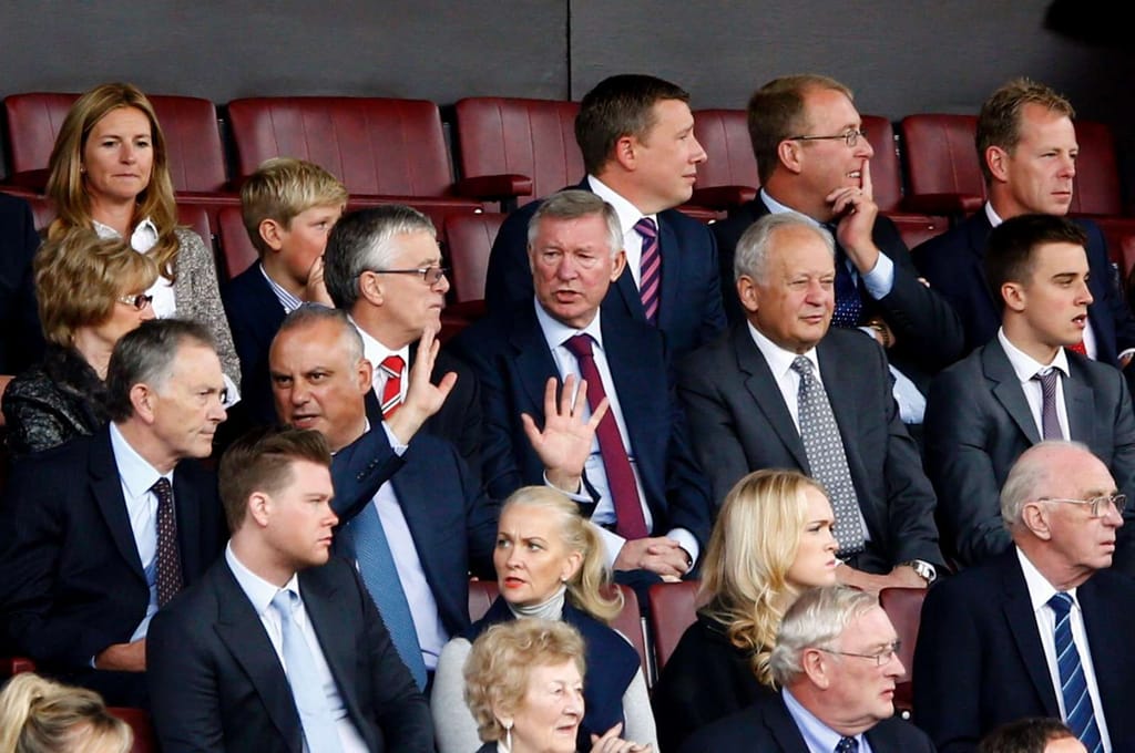 Alex Ferguson na bancada (foto Reuters)