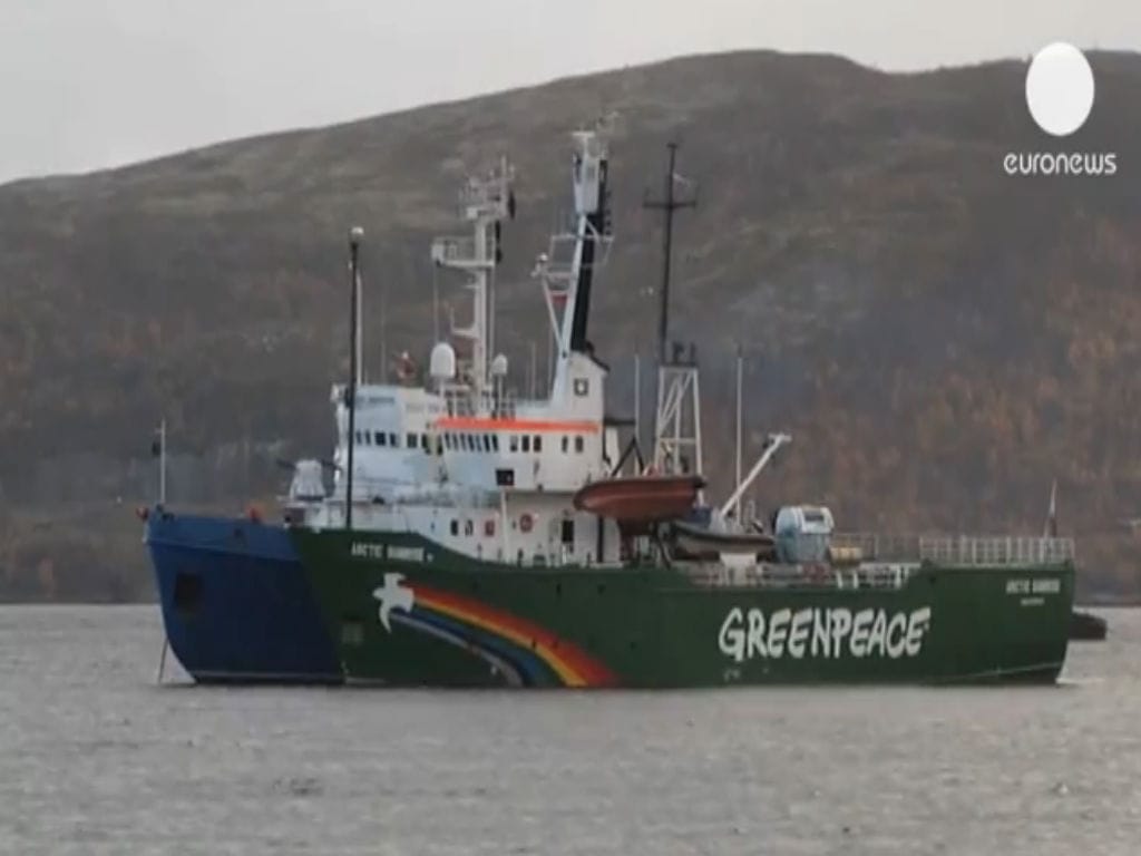 Navio «Arctic Sunrise» da Greenpeace no Mar Pechora, Rússia