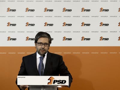 Dívida: PSD acha que PS está «zangado» com «boas notícias» - TVI