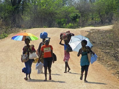 «Moçambique é Nosso!» quer ajuda internacional - TVI