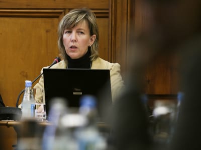 Swap: ministra entendeu como «ameaças» avisos dos bancos - TVI