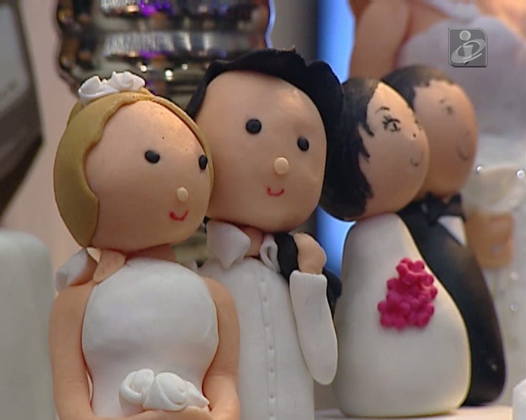 Portuguesas acusadas de bigamia e casamento por conveniência