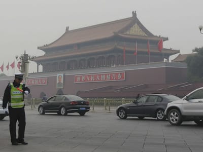Desfile militar vai encerrar aeroporto de Pequim - TVI