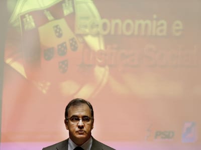 Ministro da Economia reitera «vontade» do Governo de reduzir impostos - TVI