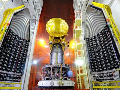 Índia lança primeira missão a Marte - TVI