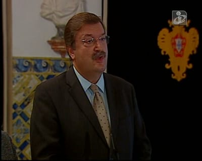 «Cabe ao Governo decidir e ser mais assertivo com a troika» - TVI
