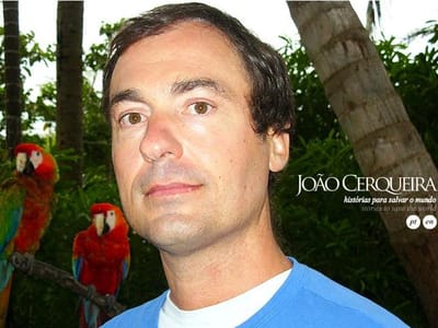 Escritor João Cerqueira recebe prémio USA Best Book - TVI