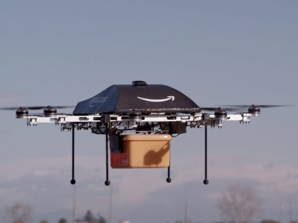 O drone da Amazon: site prepara-se para entregar encomendas de forma original (Foto Amazon)