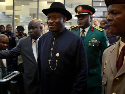 Por um triz não mataram o presidente da Nigéria - TVI