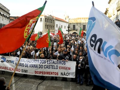 Estaleiros: «Queremos trabalho, não queremos indemnizações» - TVI