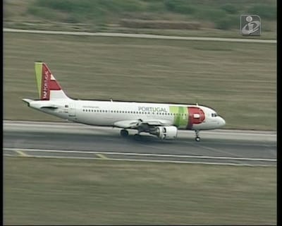 Avaria em avião da TAP durante descolagem para o Brasil - TVI