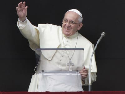 Papa denuncia «intolerável brutalidade» na Síria e Iraque - TVI
