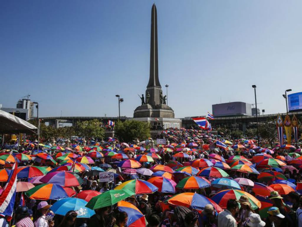 Banguecoque: manifestantes bloqueiam estradas principais [Reuters]
