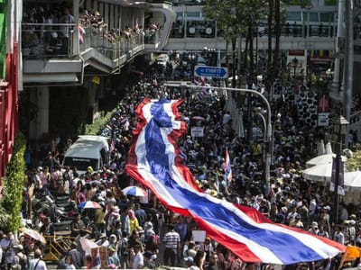 Tailândia: novos protestos na rua - TVI