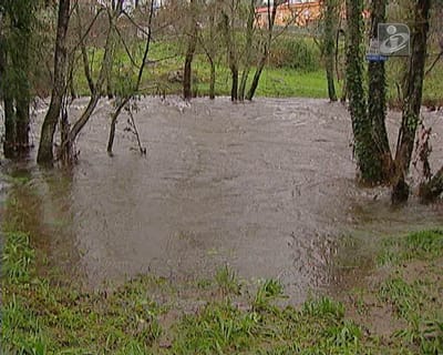 Canoísta morre a descer rio em Arcos de Valdevez - TVI