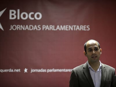 Legionella: BE quer ouvir Governo no parlamento - TVI