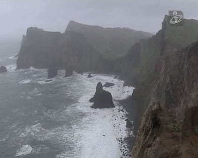 Chuva forte e trovoada põem Madeira sob aviso vermelho - TVI