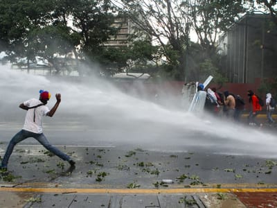 Venezuela: manifestações sobem 400% num mês - TVI