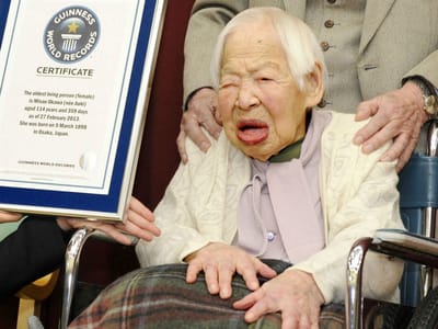 Mulher mais velha do mundo morreu aos 117 anos - TVI