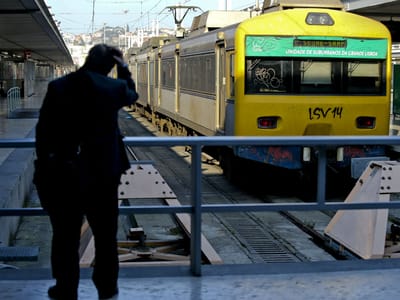 Greve vai parar comboios na véspera do feriado de sexta-feira - TVI